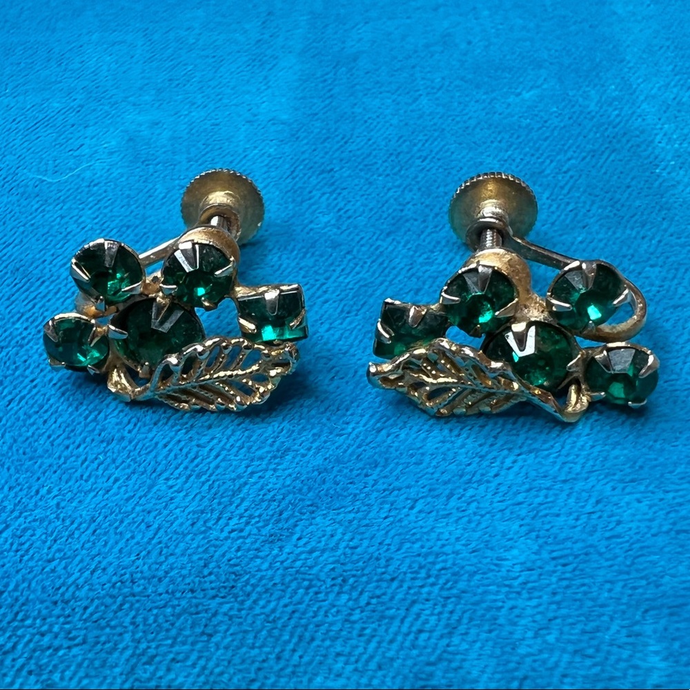 Vintage Gold Leaf and Green Rhinestone Clip Earrings